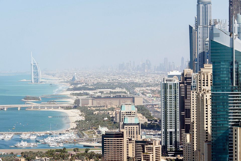 Dubai, Arabiemiraatit: parhaat nähtävyydet - matkaopas ja tekemistä